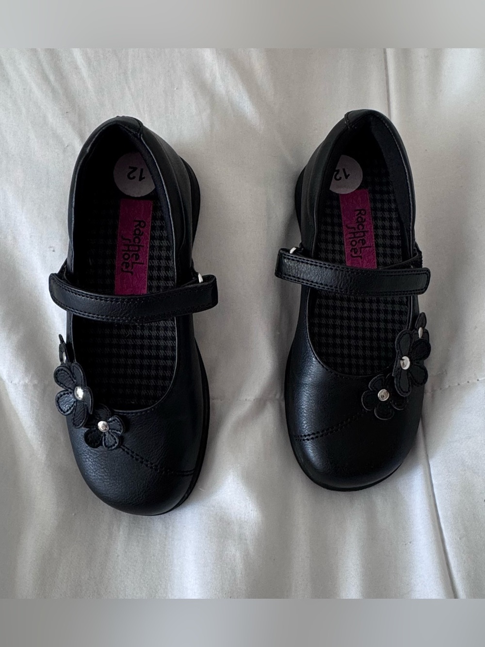 Rachel Shoes Black Girls' Mary Jane Dress Shoes with Flower Appliques